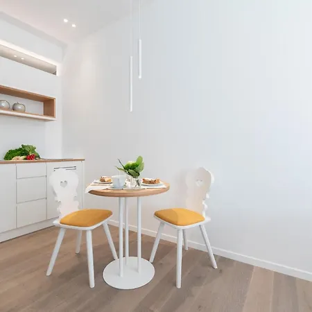 Keramik Apartment